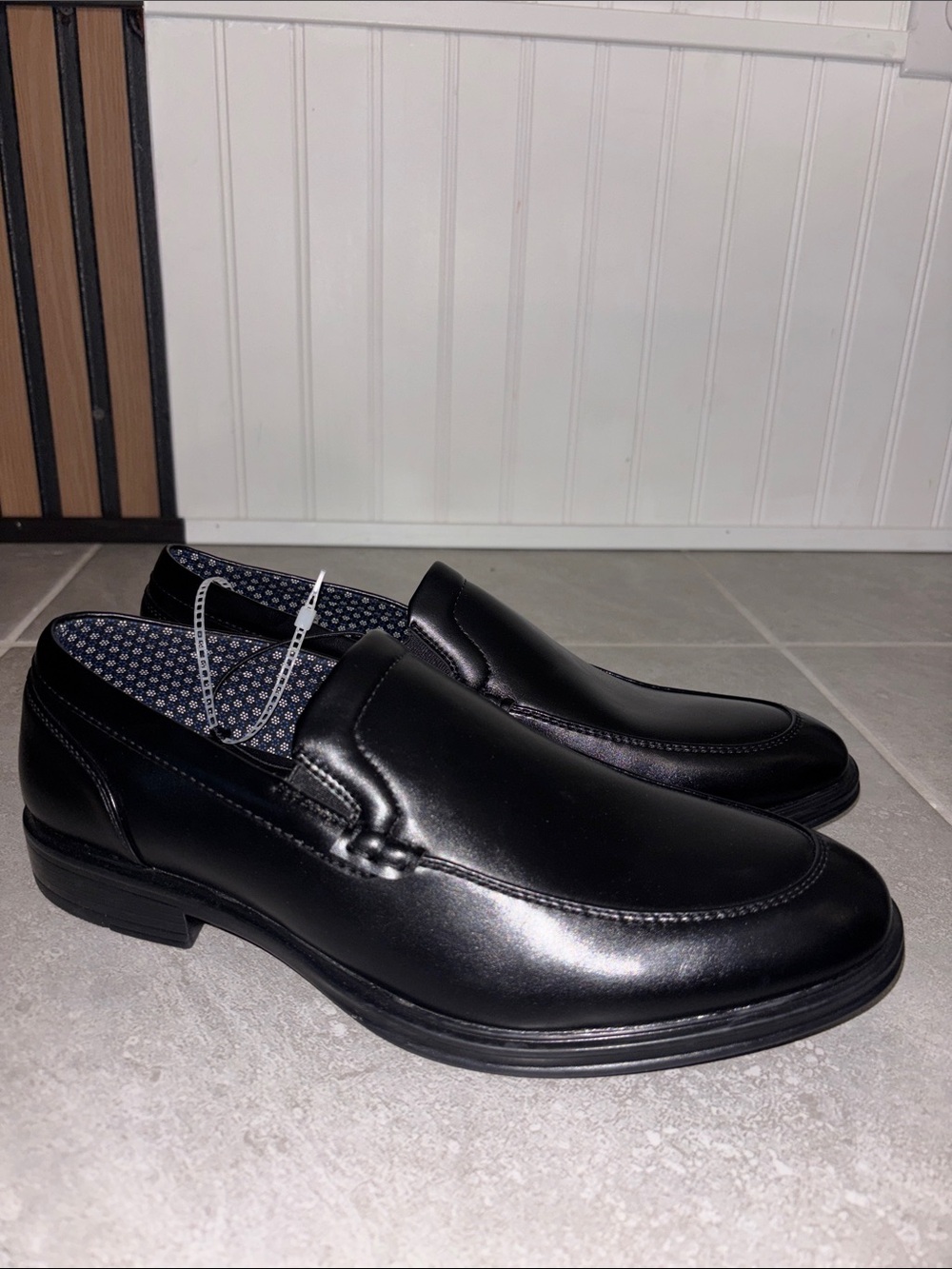 Perry Ellis Black Slip-On Leather Loafers